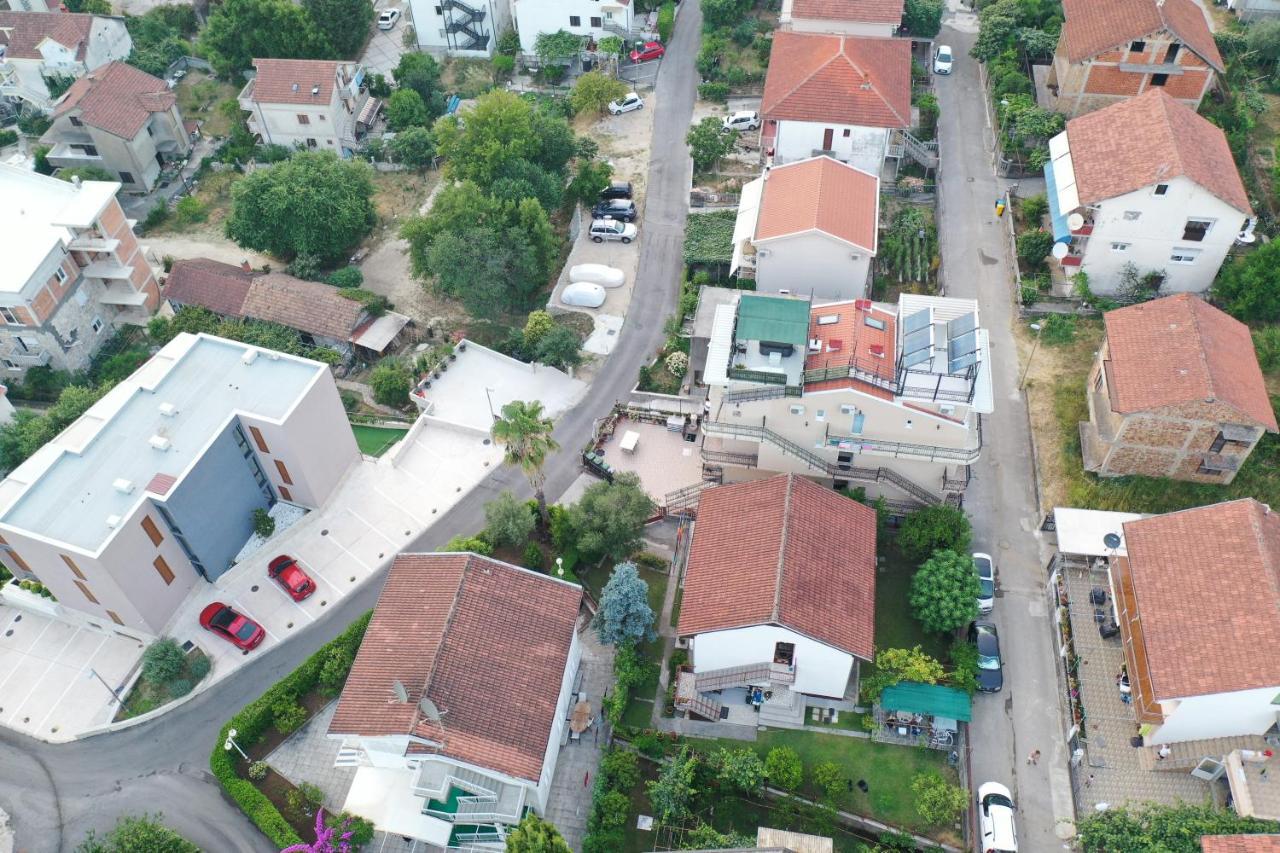 D&D Apartments Τίβατ Εξωτερικό φωτογραφία