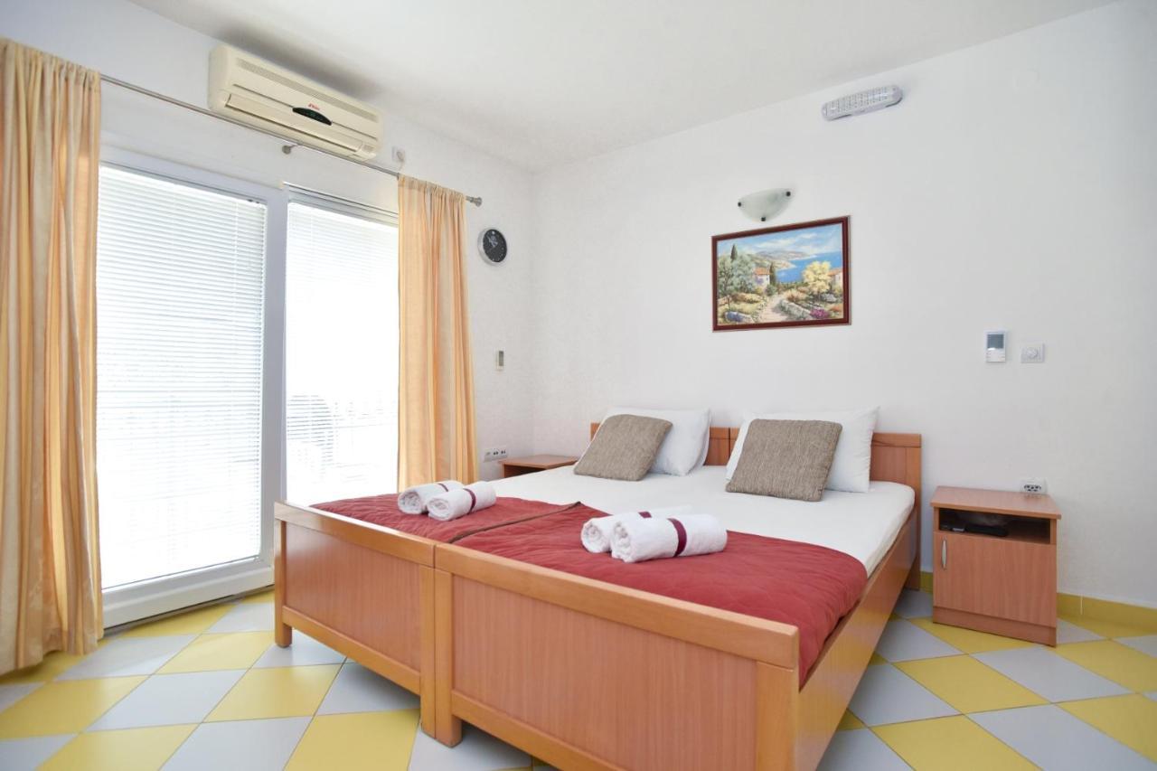 D&D Apartments Τίβατ Εξωτερικό φωτογραφία