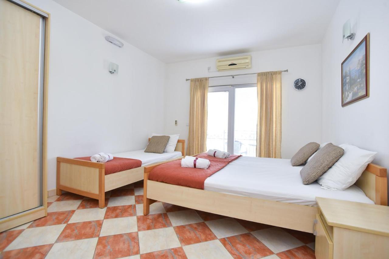 D&D Apartments Τίβατ Εξωτερικό φωτογραφία