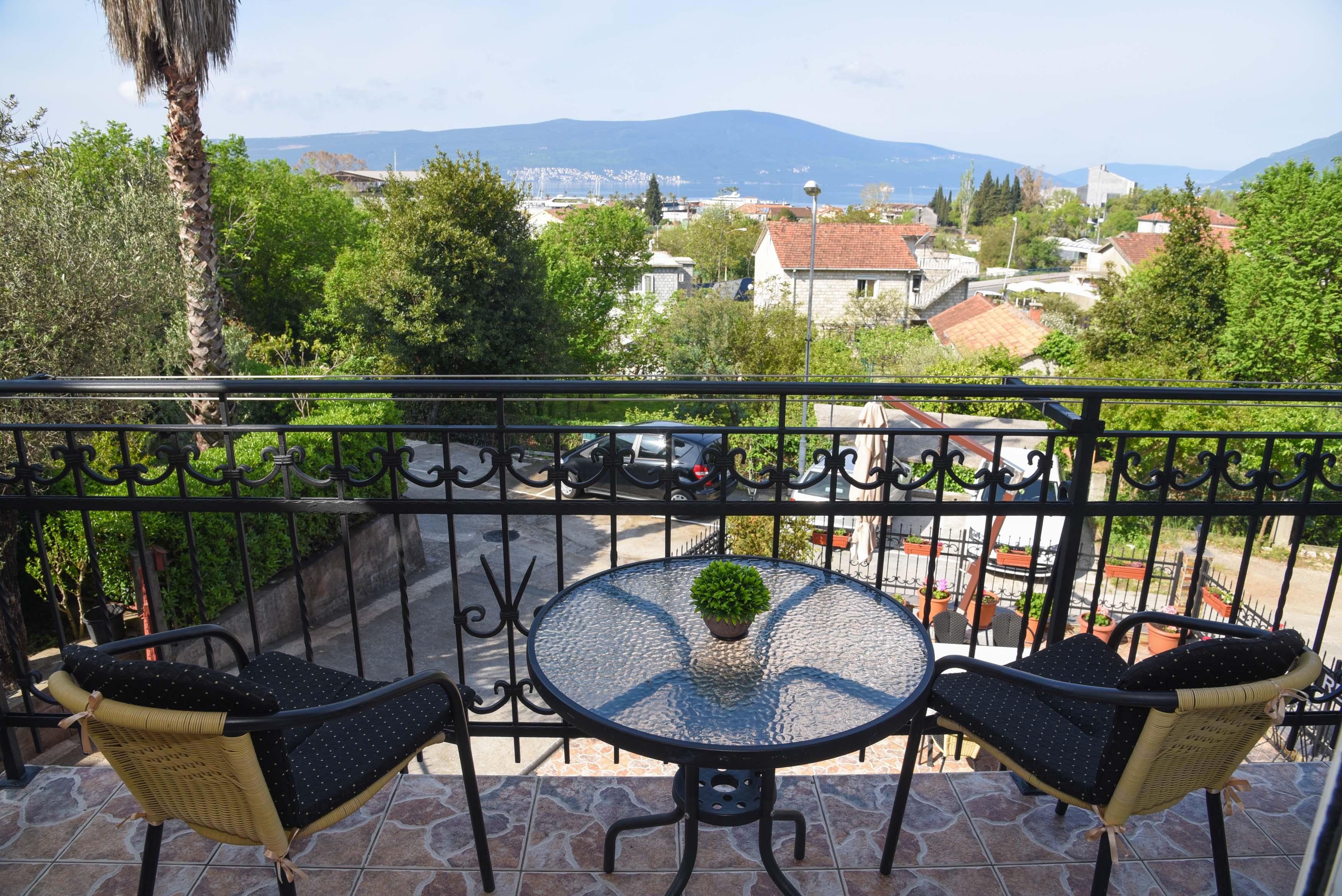D&D Apartments Τίβατ Εξωτερικό φωτογραφία