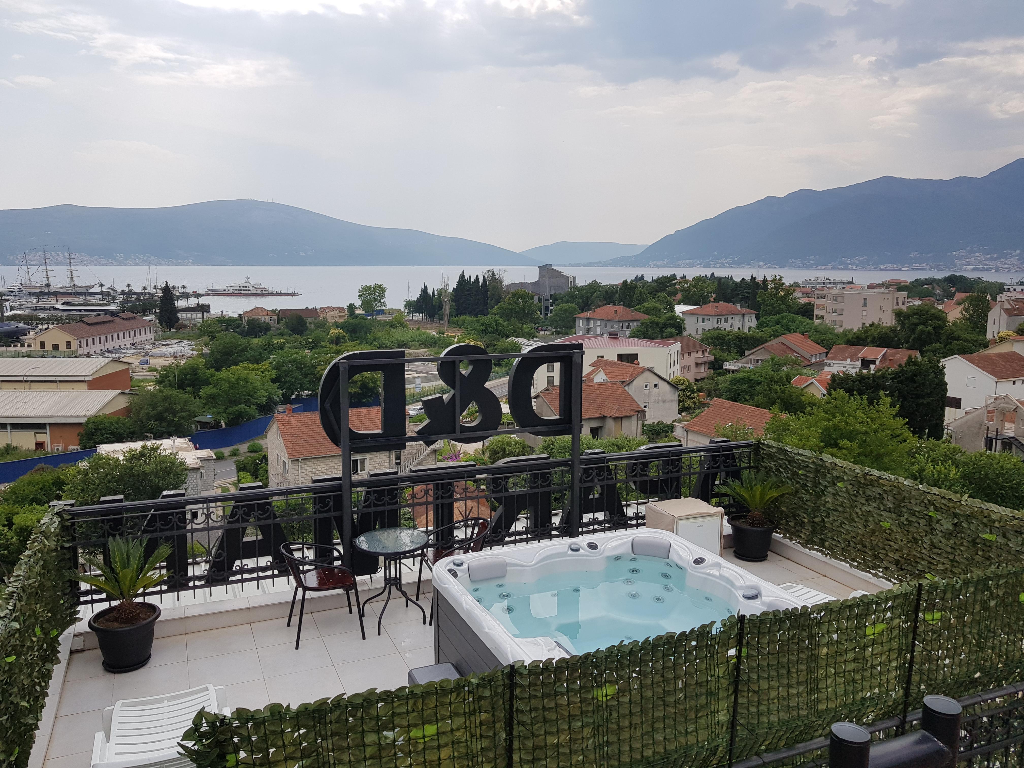 D&D Apartments Τίβατ Εξωτερικό φωτογραφία